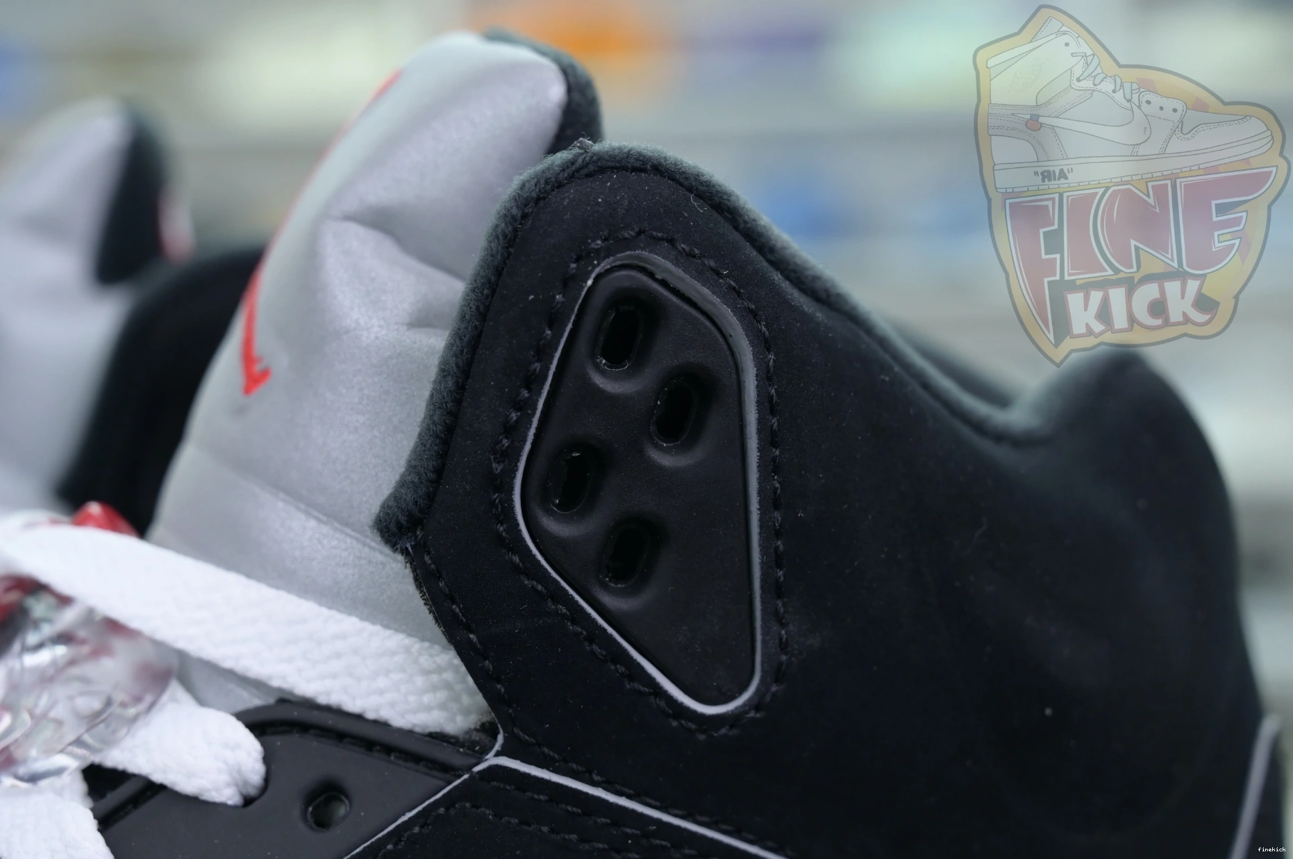 Jordan REIMAGINED” Air METALLIC 5“BLACK Jordan 0708